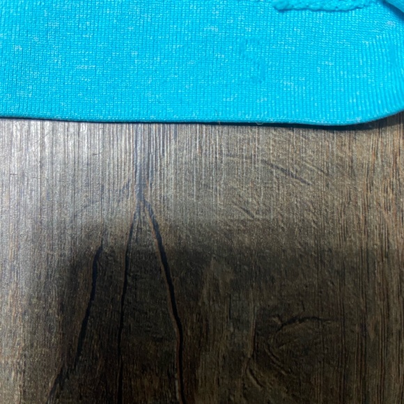 Lululemon Athletica TShirt - Picture 4 of 7